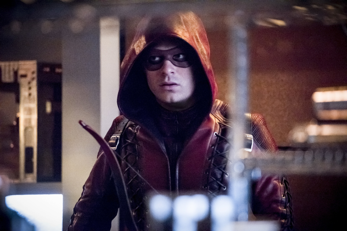 Arrow Roy Harper Returns In New Photos From Season 7 Episode 20 Confessions 8401