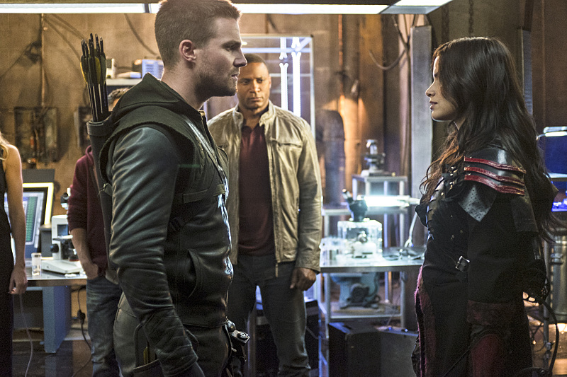 Arrow The Magician Preview Trailer And Images Greenarrowtv 7695