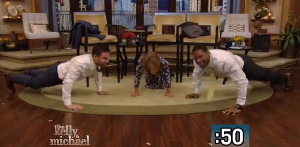 Video: Stephen Amell Does Push-Ups On Live! With Kelly And Michael