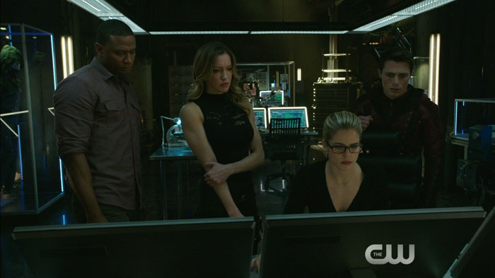 Arrow Screencaps From An Uprising Preview Clip Greenarrowtv 9333